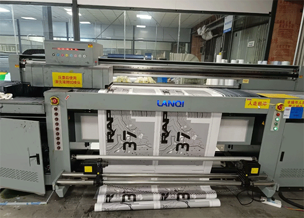 UV打印機有什么樣的優勢呢？有哪些優勢？