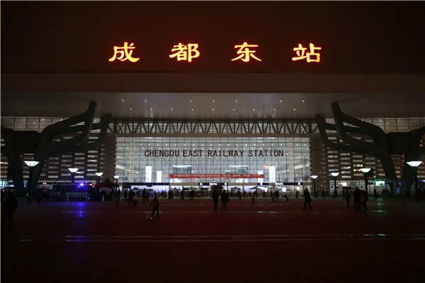 一平方米樓頂發光字制作安裝的費用有哪些?